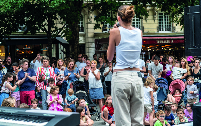 Concert La Voix du 17e et Don Rico Place Richard Baret Paris
