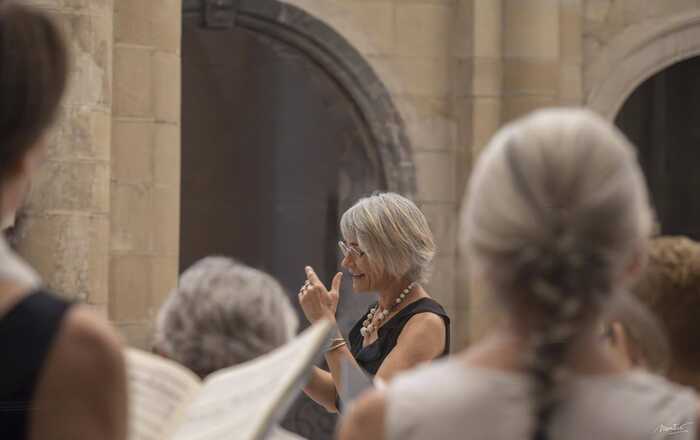 Concerts choeurs appoggiature et les artichauts Église abbatiale Sainte-Marie (ancienne) Léoncel