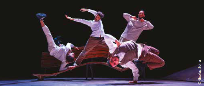 Danse Sous le poids des plumes Cie Pyramid Théâtre Olympia Arcachon