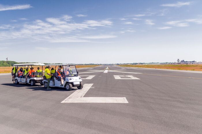 De l’aéroport à l’espace naturel du Tegeler Stadtheide – circuit Elektrotroarte, Ehem. Flughafen Tegel: Tegeler Stadtheide, Berlin