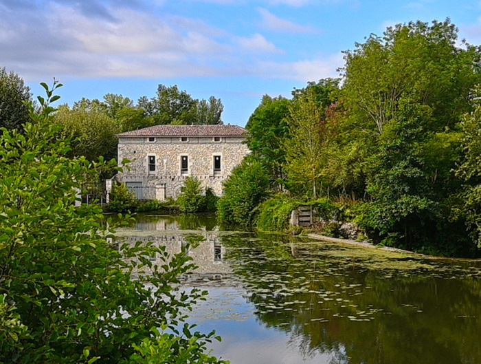 De moulin seigneurial à tiers-lieu alimentaire, créatif et écologique, découvrez 8 siècles de tours et détours au Moulin à eau d’Eymet, Le Moulin d’Eymet, Rouquette