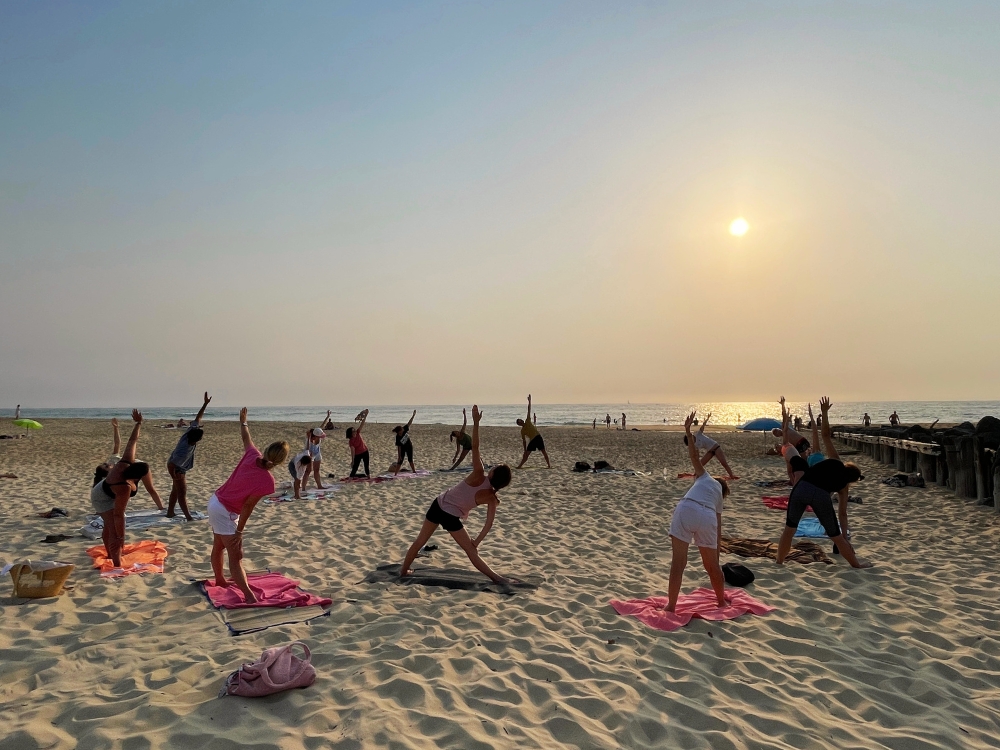 Découverte du yoga sur la plage Plage de l'Agréou Seignosse 2026-08-27