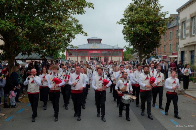 Dol de Bretagne le 1er Mai 2026 : Fête de la Fédération Sonerion 35 - Défilé
