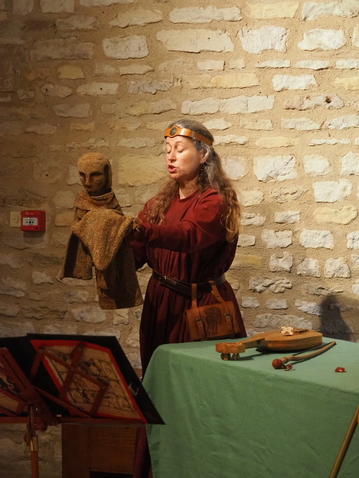 Démonstration : l’instrumentarium des Prieurales Château de Crèvecoeur-en-Auge Mézidon Vallée d'Auge