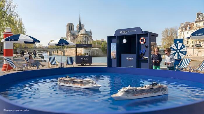 Des mini-navires à piloter pour les enfants au bord de Seine avec MSC Croisières port de la tournelle Paris