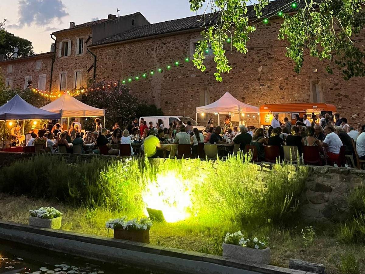 ESTE’V NIGHT MARCHÉ NOCTURNE Thézan-des-Corbières