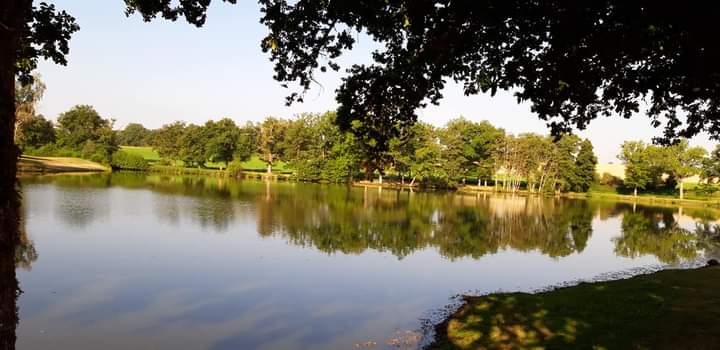 Etang de Chaux Soirée cocktails avant la fermeture du site Peyrat-la-Nonière