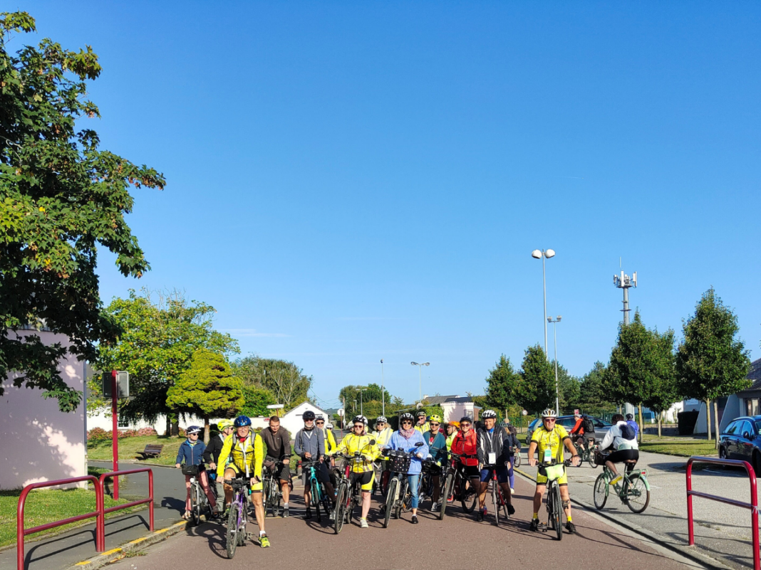 Festival Les Traversées Tatihou Balade à vélo, randonnée à pied sur la route des poètes Barfleur