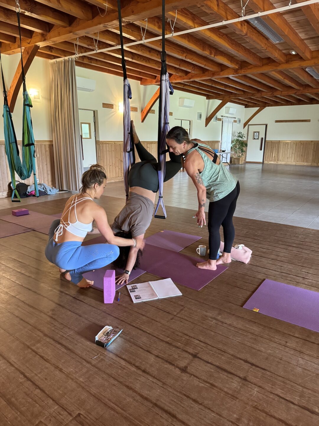 Formation en Yoga aérien Origami des Grands Lacs Biscarrosse