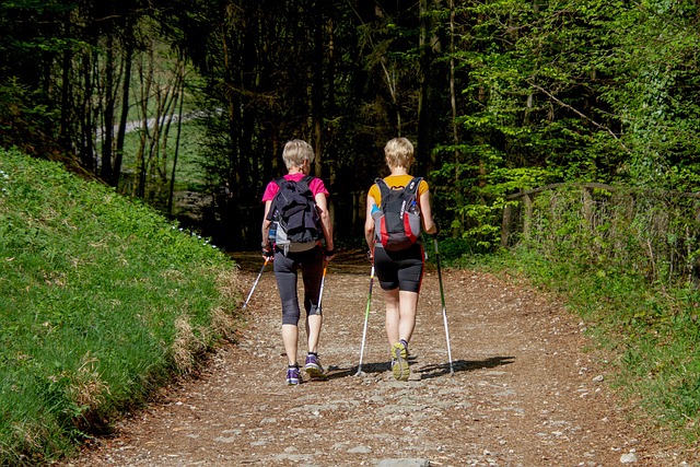 Initiation à la marche nordique Camping Le Garillon Radonvilliers 2026-08-02