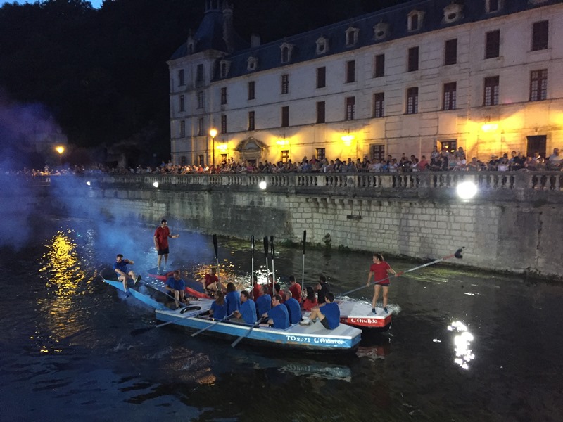 Joutes nautiques Parvis de l’Abbaye Brantôme en Périgord