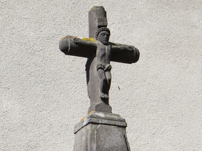La Rando culturelle des 15 Croix, à Châteaugay, Place Charles-de-Gaulle, Châteaugay