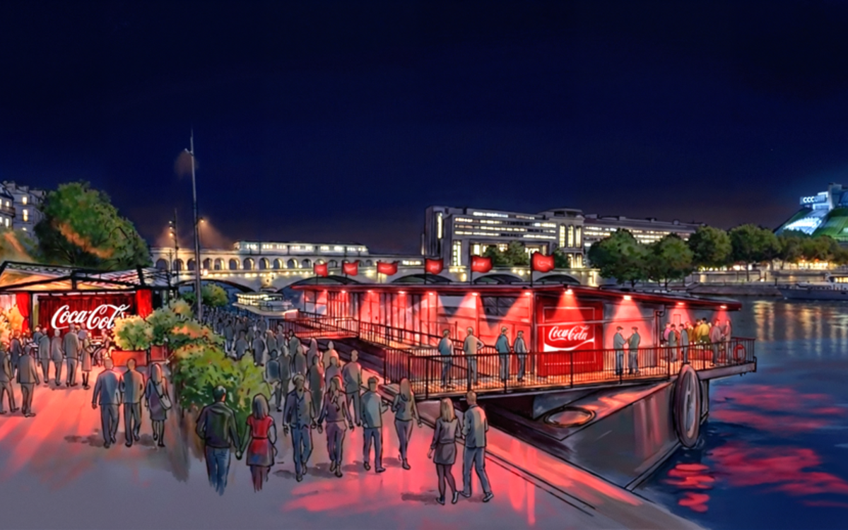 Le Club Coca-Cola s’installe Quai de la Photo, pour la Coupe du Monde 2026 Club Coca-Cola x Quai de la Photo Paris