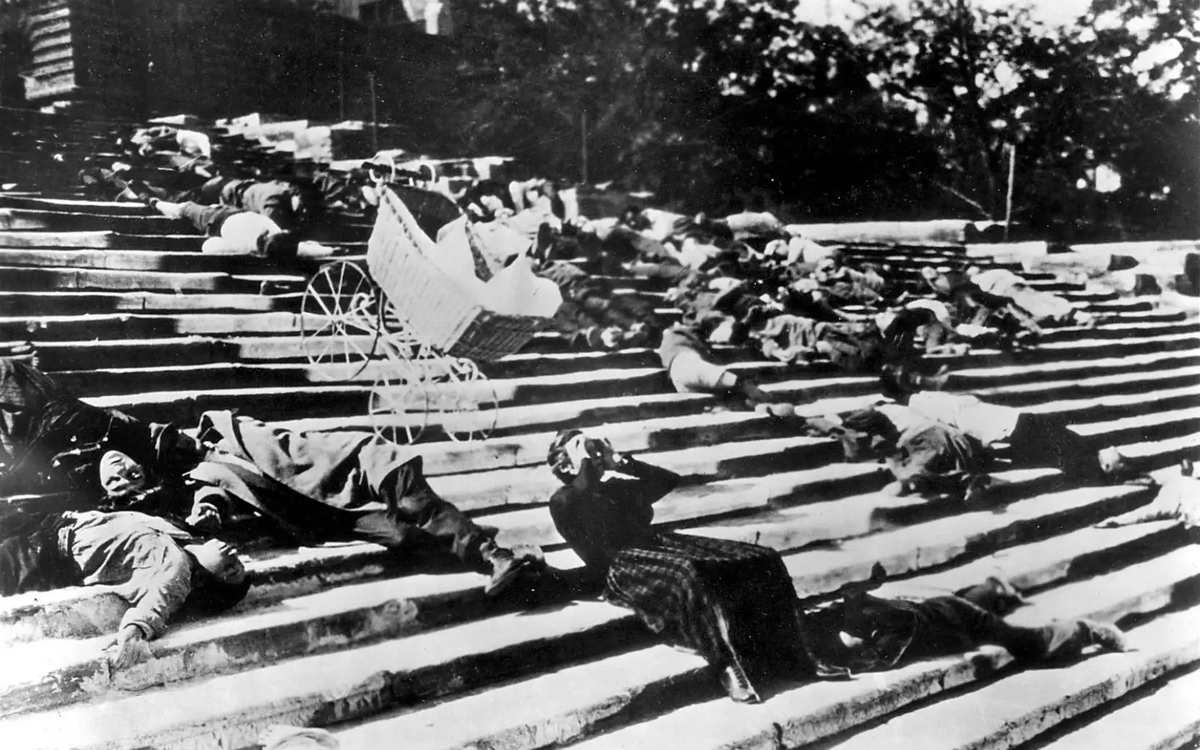 Le Cuirassé Potemkine Cinéma Max Linder Panorama Paris