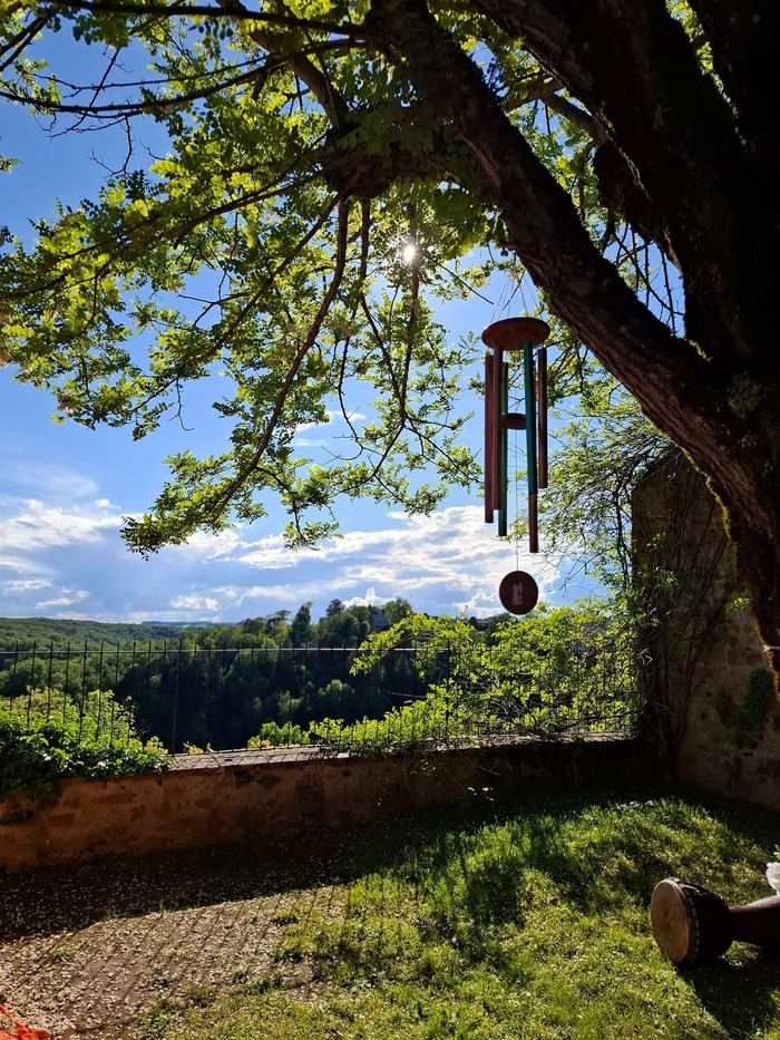 Le visible et l’invisible dans le jardin du Grenier à Sel, Jardin du Grenier à Sel, Avallon