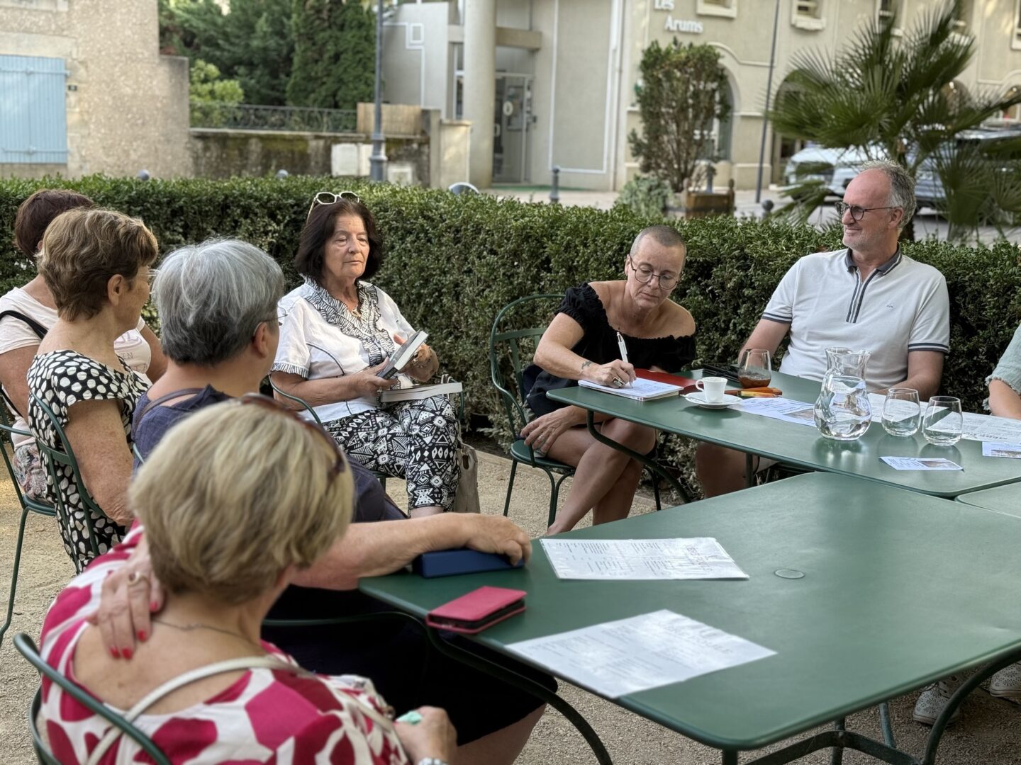 Lectures en terrasse Chez Léonie Terrasses d'Eugénie Eugénie-les-Bains 2026-08-19