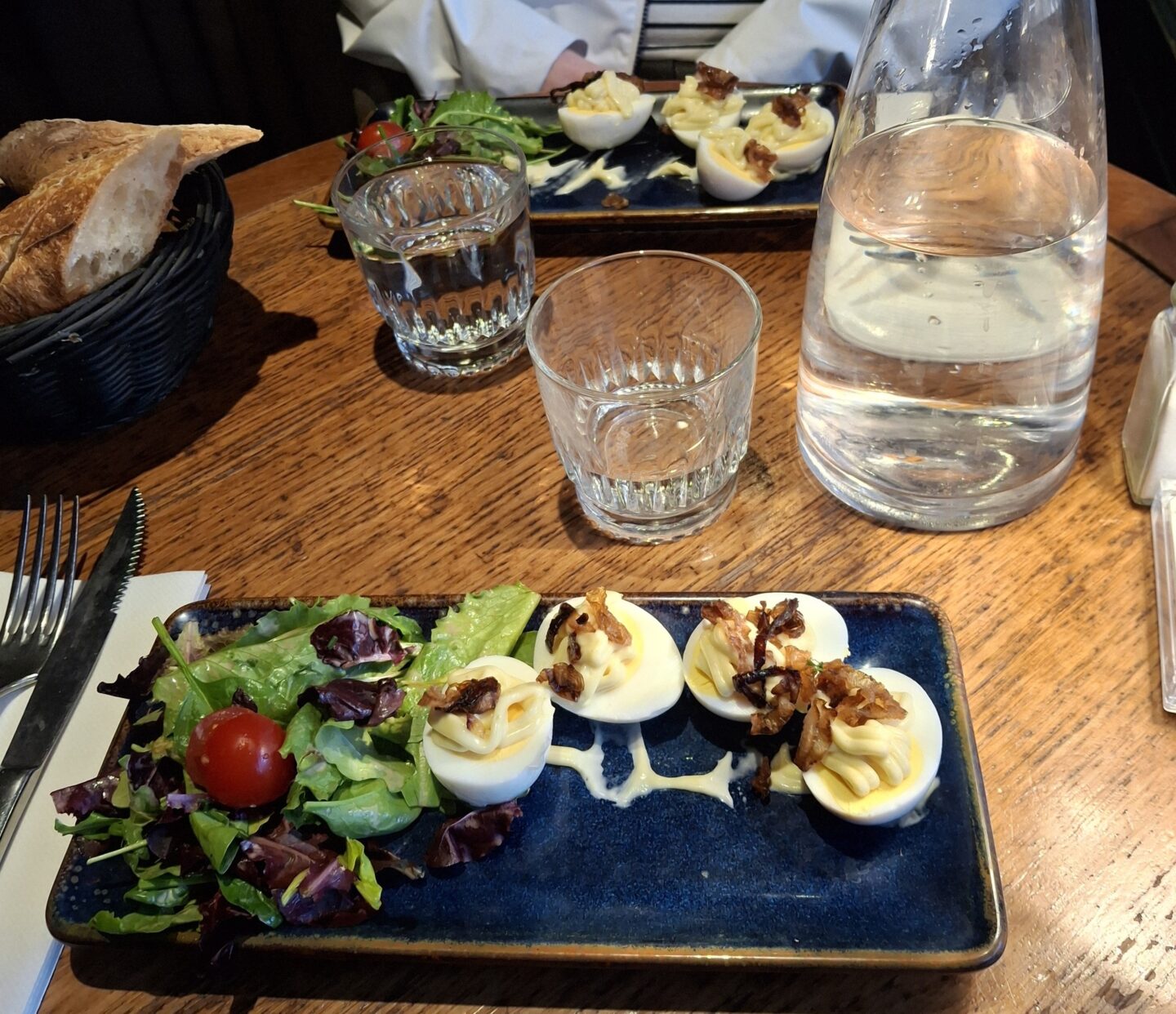 Salle de restaurant de type bouillon