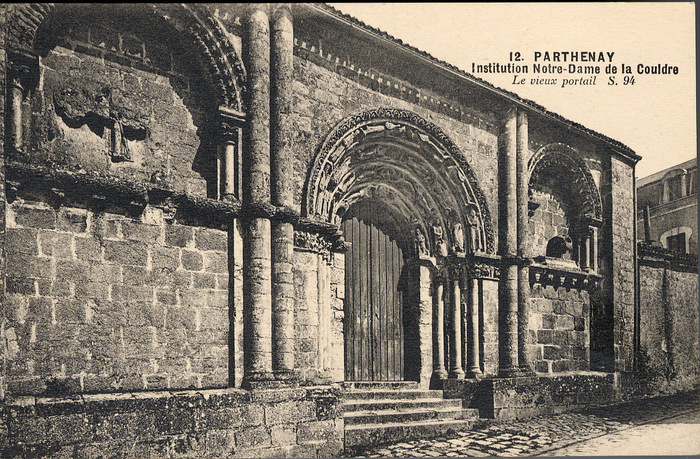 Les sculptures de Notre-Dame-de-la-Couldre Musée d'art et d'histoire de Parthenay Parthenay