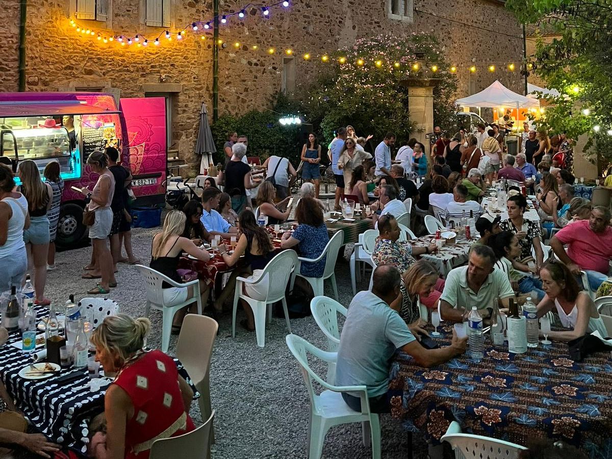 MARCHÉ DE PRODUCTEURS NOCTURNE Domaine de Saint-Estève Thézan-des-Corbières 2026-08-12