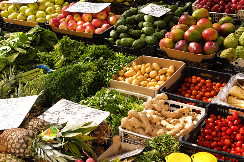 Marché de Saint-Léon-sur-l'Isle centre ville Saint-Léon-sur-l'Isle 2026-06-23