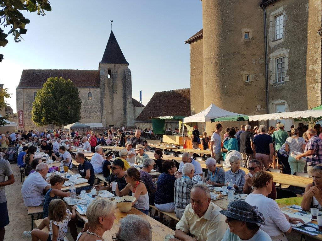 Marché gourmand Place du Champ de Foire Le Blanc 2026-07-23