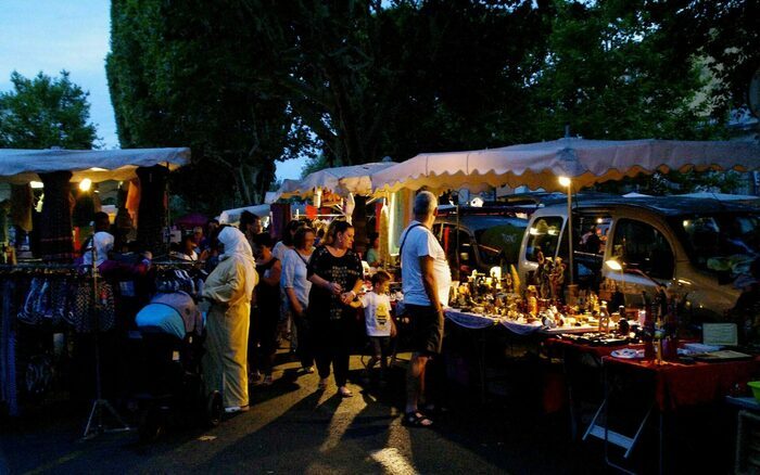 Marché nocturne, Salle Louis Aragon, Les Salles-du-Gardon