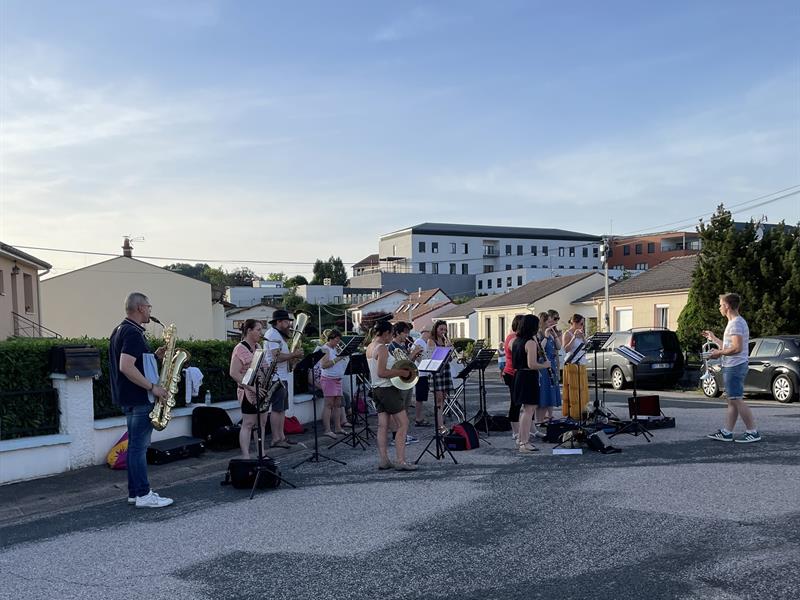 Musique Municipale de Bruyères répétition en plein-air (Laval-sur-Vologne) Laval-sur-Vologne