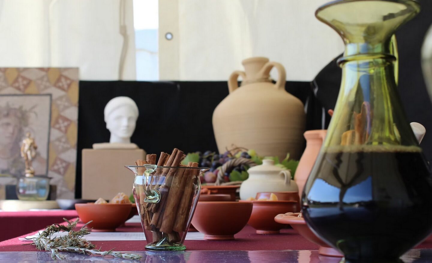 Nuit des musées: Le vin dans l’antiquité Place Royale Lescar