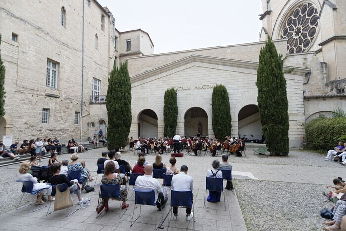 Orchestre Symphonique Universitaire de Montpellier (OSUM), Cour d’honneur de l’ancienne faculté de médecine, Montpellier