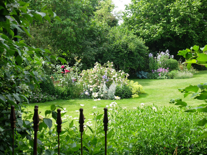 Porte ouverte dans le jardin Kälble Garten Kälble Gehrden