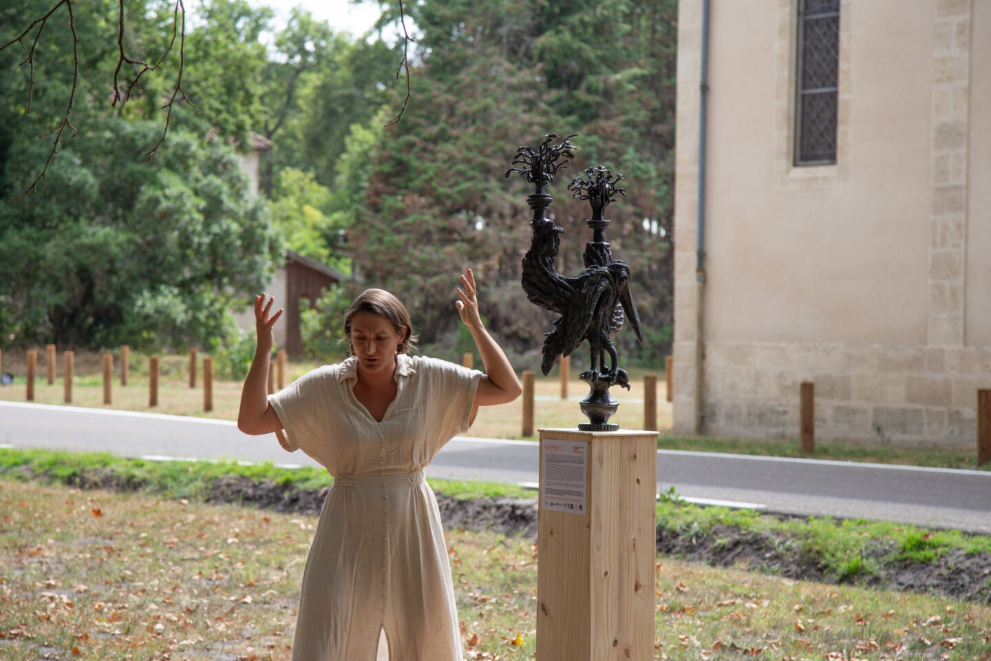 Présentation de l&rsquo;artiste Lou-Andréa Lassalle-Villaroya Cercle de Luë Lüe