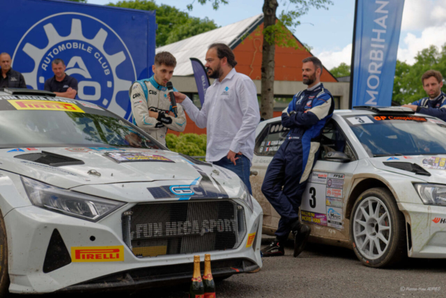 le pilote PELAMOURGUES Arthur et Emmanuel BRISSIAUD au poste de copilote qui termine 1er avec la HYUNDAI I20 N°5