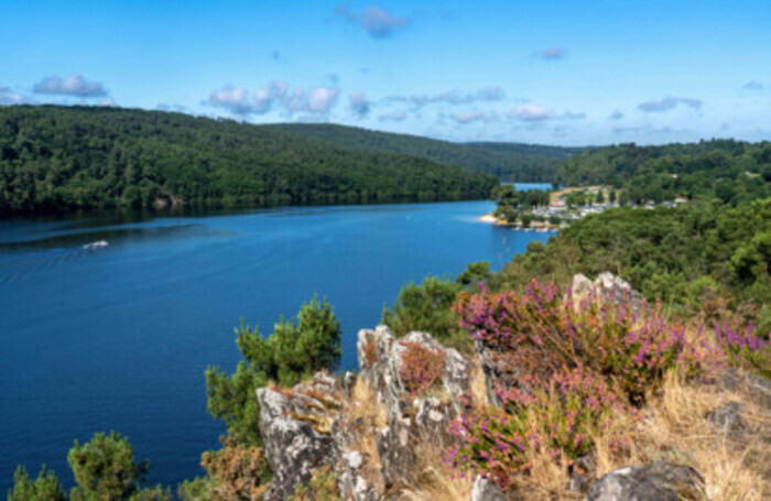 Rennes à la mer et au vert : Lac de Guerlédan Maison des Aînés et des Aidants Rennes