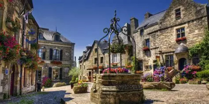 Rennes à la mer et au vert : Rochefort-en-Terre Maison des Aînés et des Aidants Rennes
