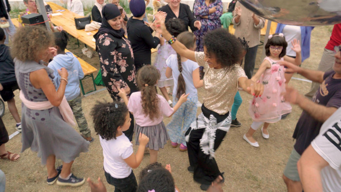 Restitution artistique jeune – Dounia au Square Dullin Square Charles-Dullin Rennes
