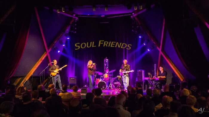 Soul Friends Place du Mesnil Sevin Saint-Forget