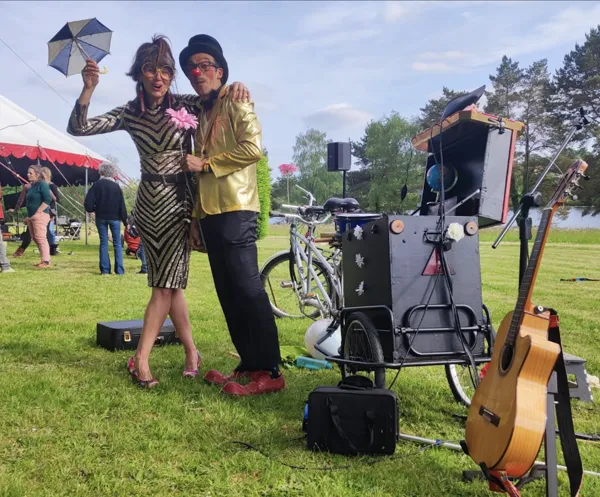 Spectacle Apéritif dînatoire au Nomad Bar Atchoum Tandem !  Brommat