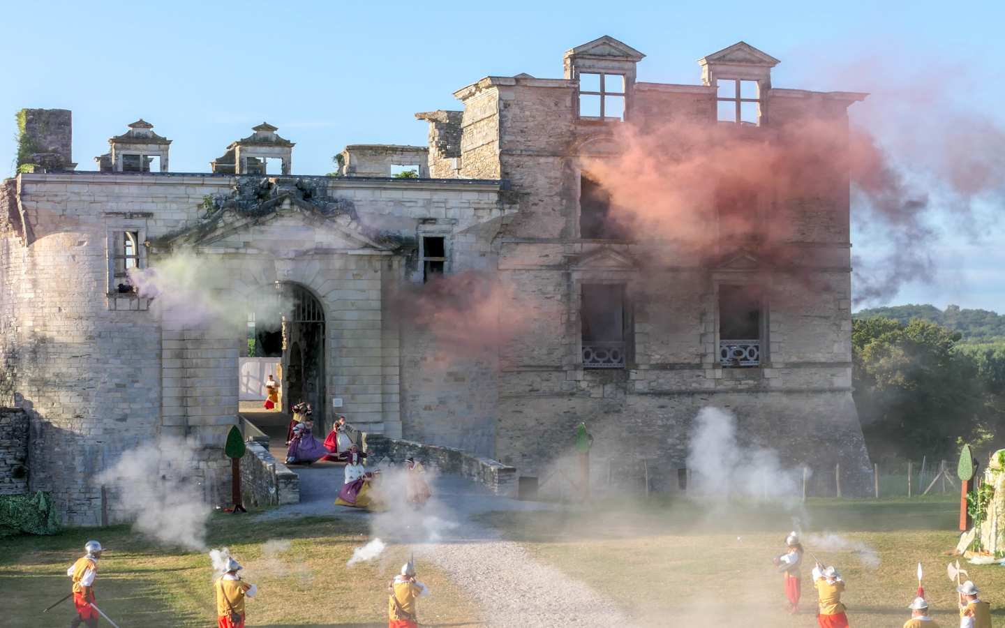 Spectacle historique Bidache le passé recomposé Bourg et esplanade du château Bidache 2026-08-01