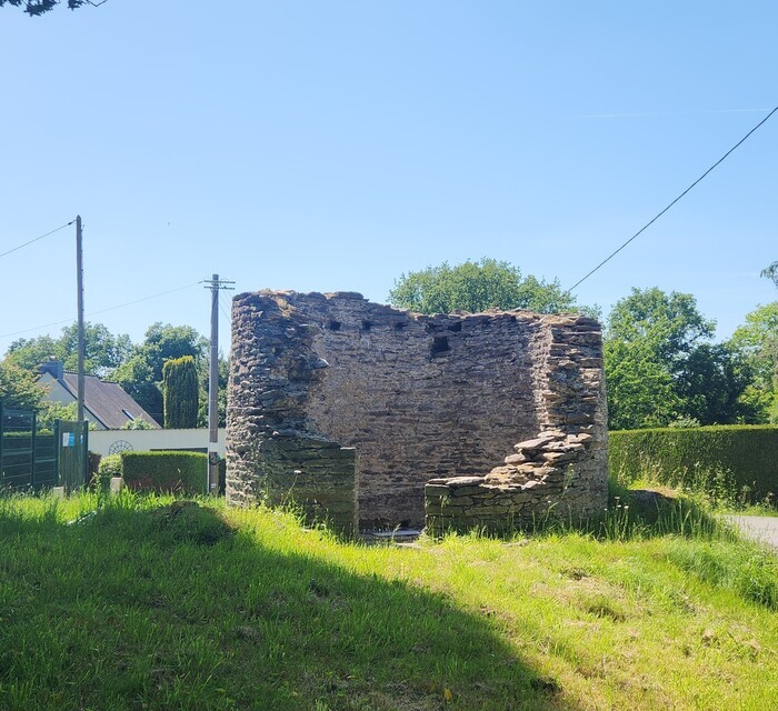 Tours et Détours à Orgères, Le télégraphe 35230 orgeres, Orgères