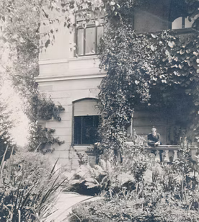 Une visite guidée du jardin de Vila Mayer et de la collection horticole permanente à Vila Mayer., Vila Mayer, Kajuhova cesta 10, 3325 Šoštanj, Slovenia, Šoštanj