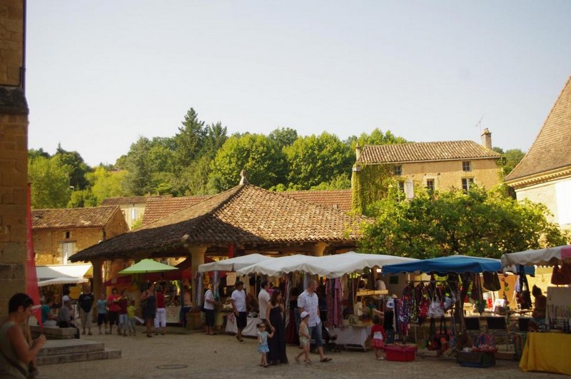Vide grenier Cadouin Dans les rues Le Buisson-de-Cadouin 2026-07-12