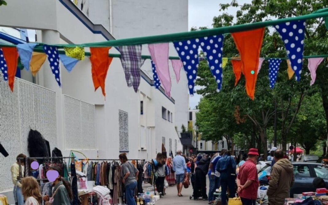 Vide-grenier des Amandiers Amandiers – Menilmontant PARIS