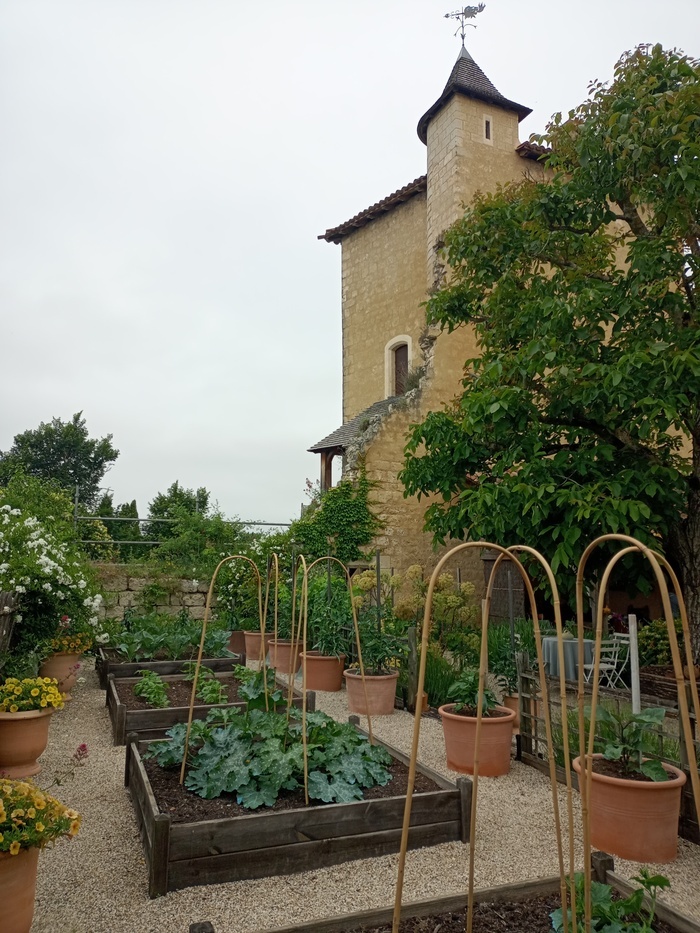Vieux château d’Homps & Jardin de Jeanne, Vieux Château d’Homps, Jardin de Jeanne., Homps