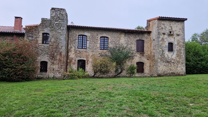 Visite commentée du château de Montauran, Château de Montauran, Nantiat