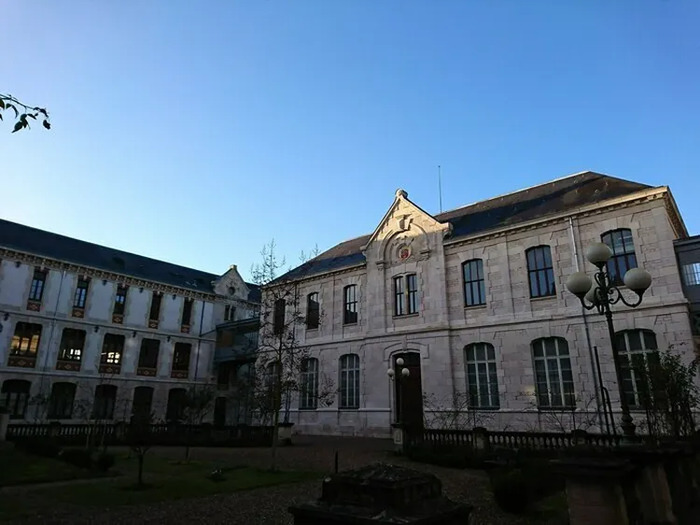 Visite commentée du lycée Carnot Lycée Carnot Dijon