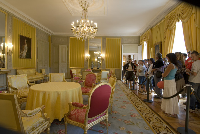 Visite des salons d'honneur du château des ducs de Savoie Château des ducs de Savoie Chambéry