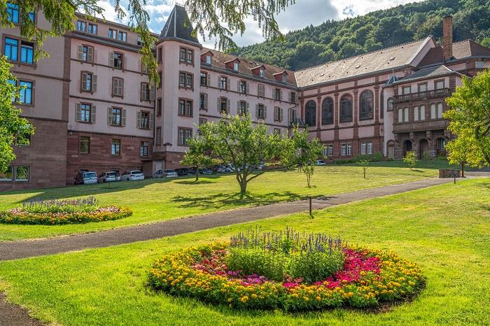 Visite du centre d'Oberbronn et du Couvent de la Congrégation des Soeurs du Très Saint Sauveur 2 rue Principale Oberbronn 2026-07-04