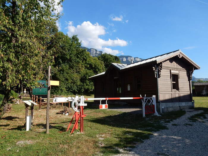 Visite du train à Crémaillère Aix-les-Bains/ Le Revard Train à crémaillère de Mouxy Mouxy
