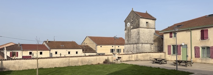 Visite d'une église et du cœur d'un village typique du patrimoine lorrain Église Saint-Étienne Frémeréville-sous-les-Côtes