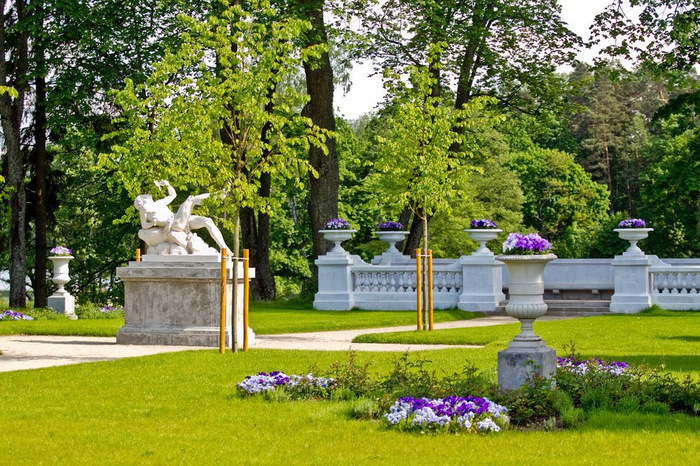 Visite guidée dans le parc d’Užutrakis, conçue par Eduardo François Andre, Užutrakis Manor, Užtrakio str. 1, Trakai, Lithuania, Trakai